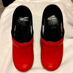 Red Dansko clogs! Like new